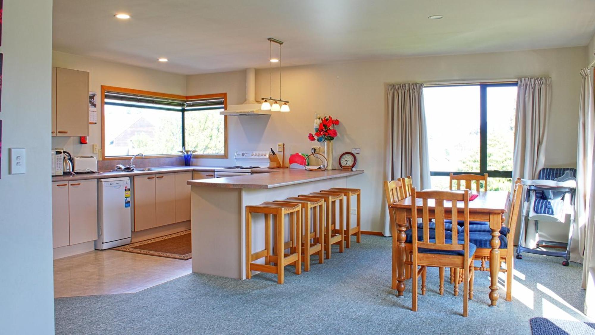 54 Conical Hill Road Villa แฮนเมอร์สปริงส์ ภายนอก รูปภาพ