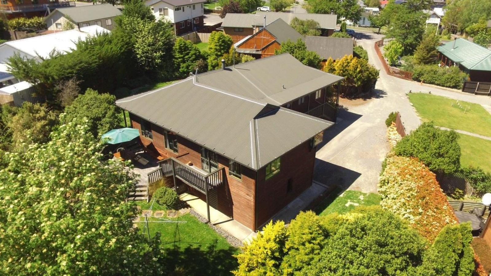 54 Conical Hill Road Villa แฮนเมอร์สปริงส์ ภายนอก รูปภาพ